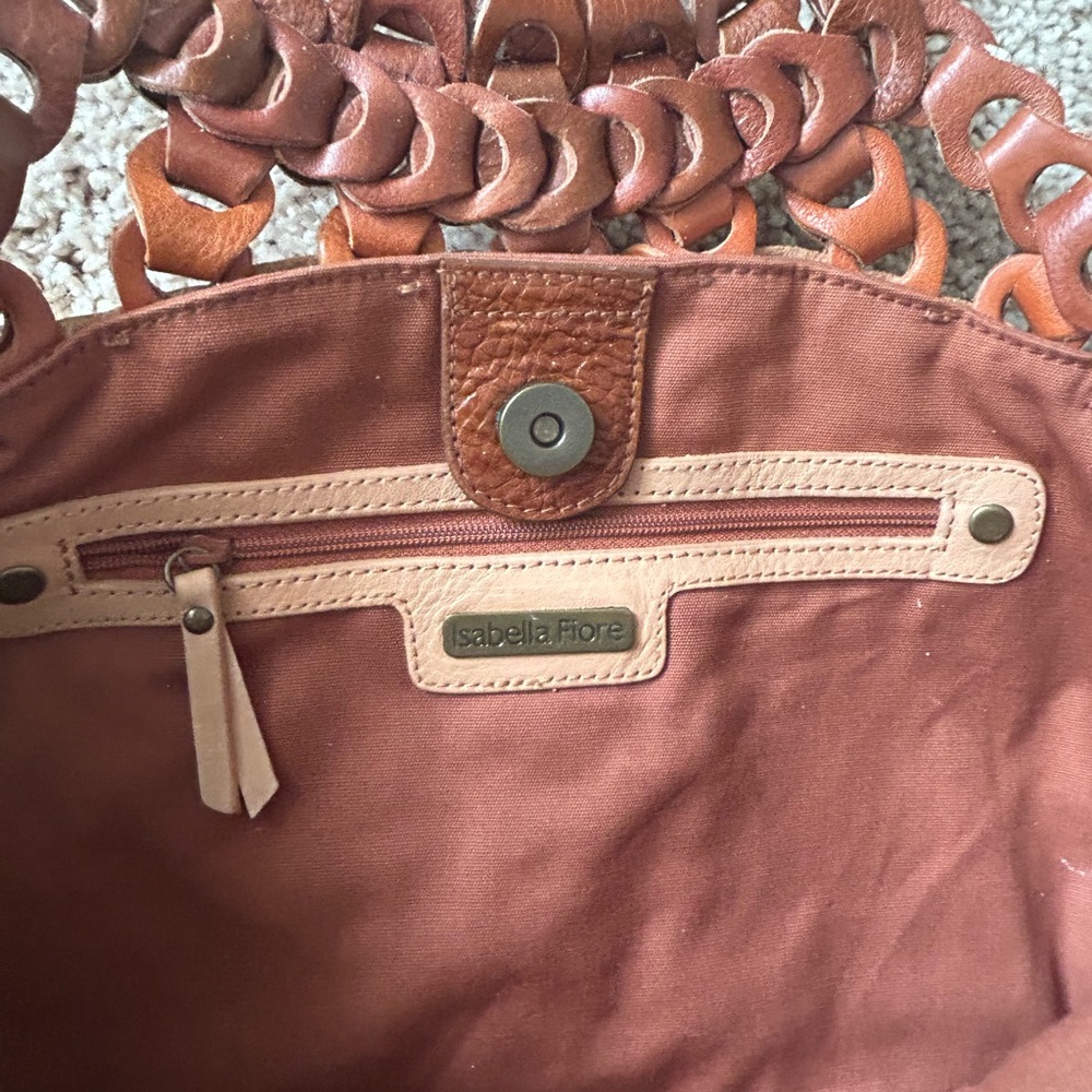Isabella Fiore Flower Child Marc Bag - Picture 7 of 13